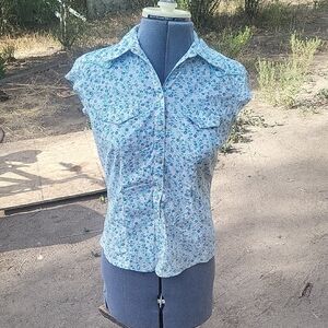 Abercrombie & Fitch Blue Floral Button Down Shirt